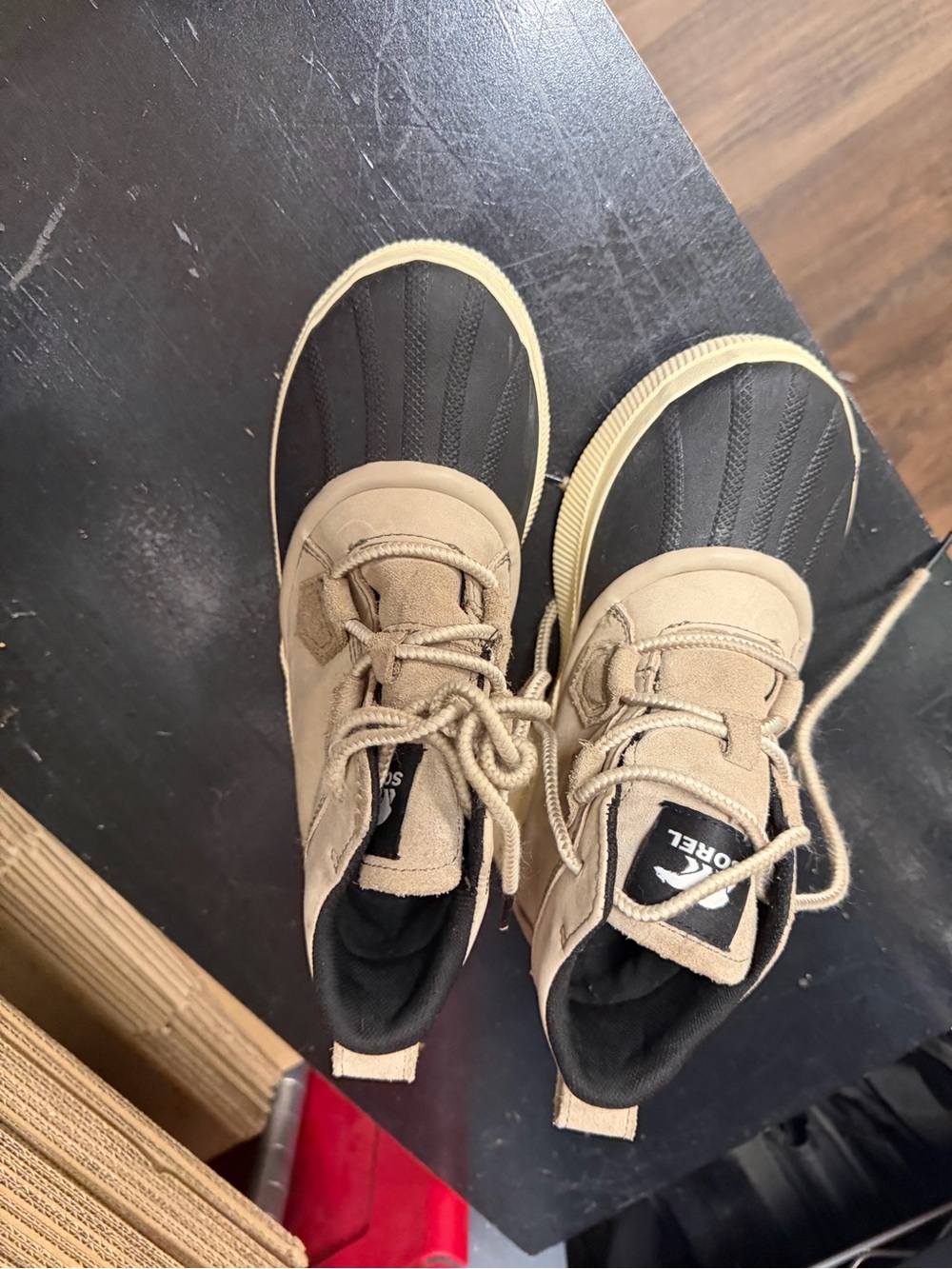 Boys size 6.5 Sorel Tan Suede Lace-Up boots